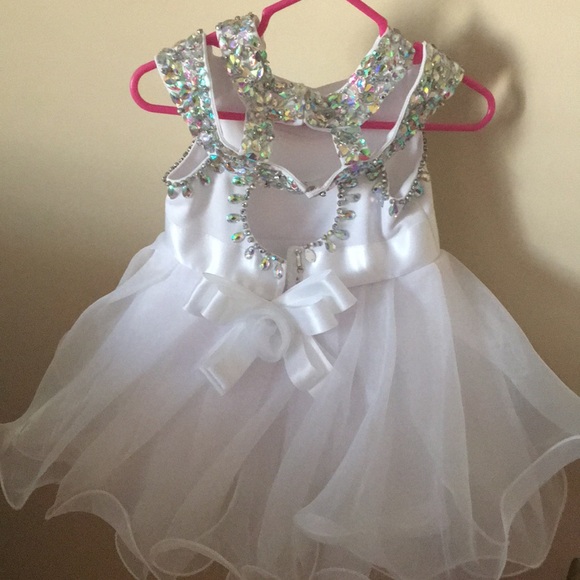 White pageant dress - Picture 4 of 5